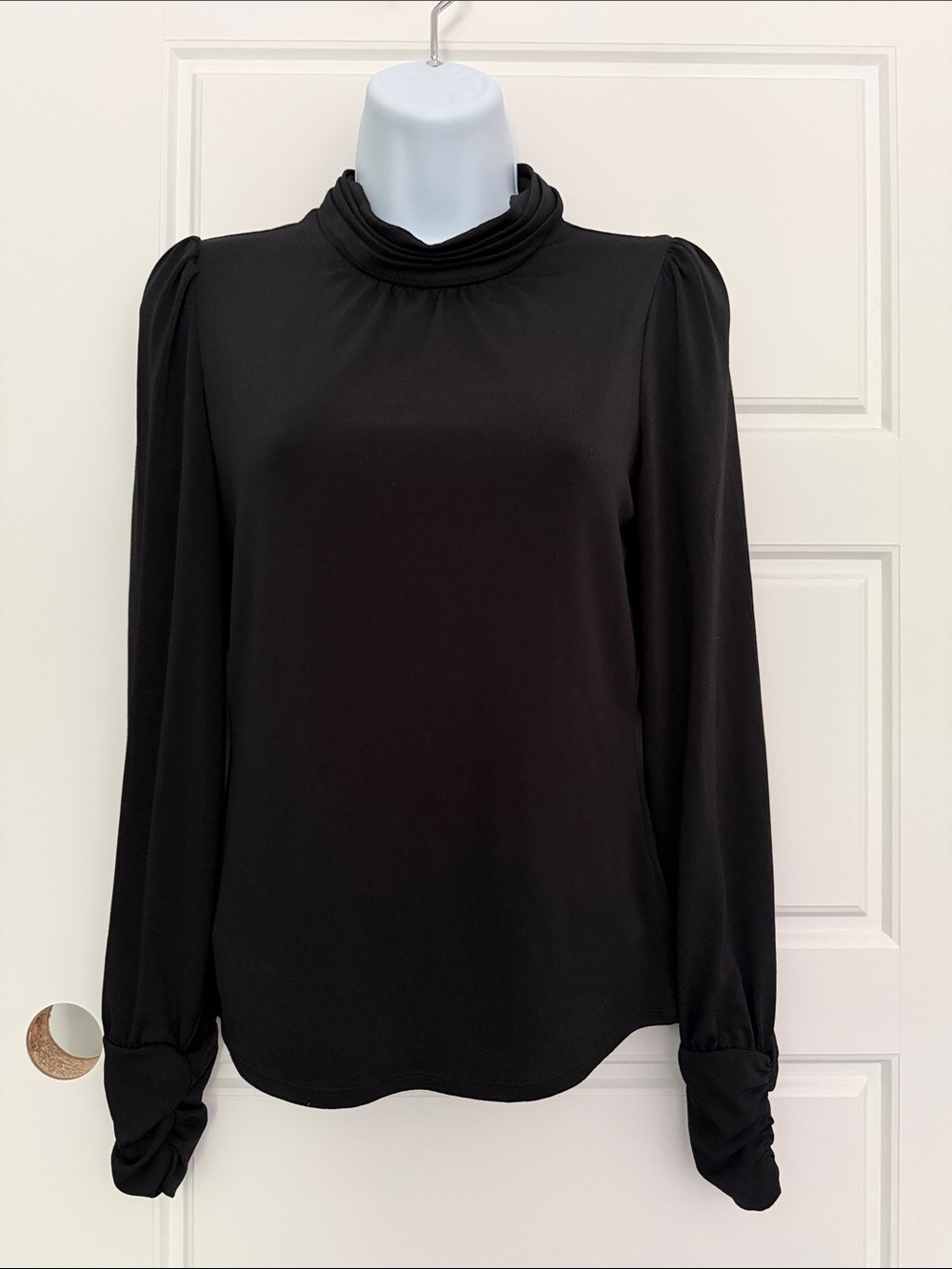 RW&CO. Black Long-Sleeve Mock Neck Blouse